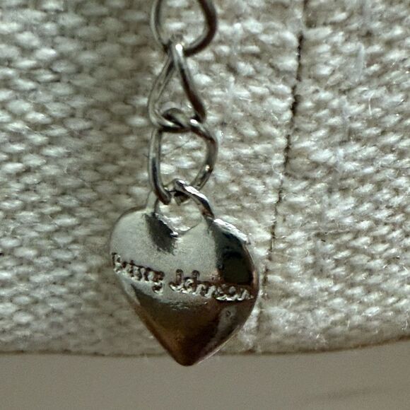 Betsey Johnson Signed 2 Layer Silver-tone Necklace with Dog pendant. - Picture 4 of 4